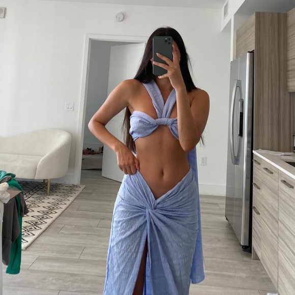 Blue Crop top & Skirt Set - Size Medium - Picture 3 of 6